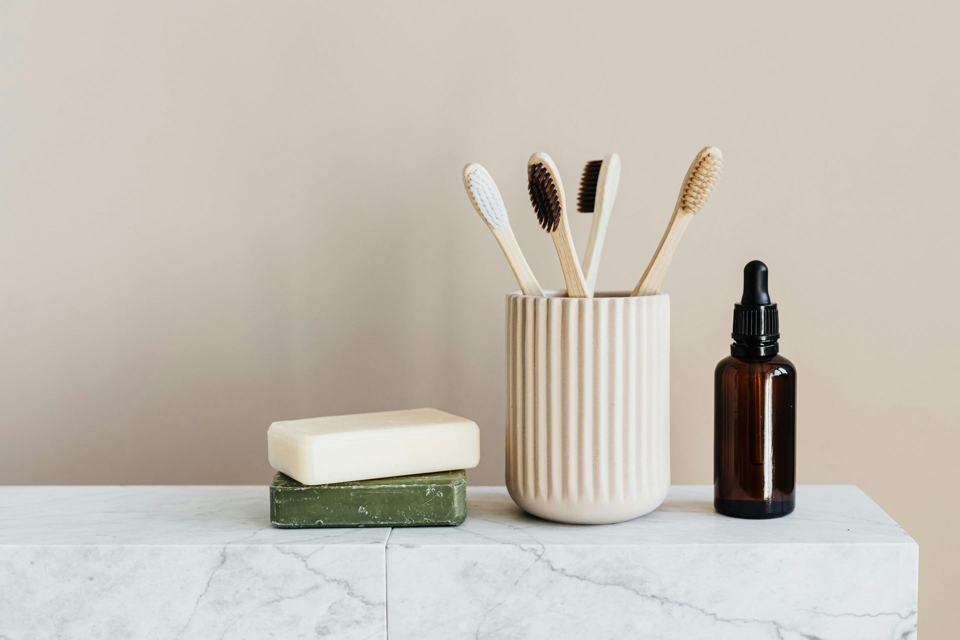 Biodegradable Personal Care: Sustainable Bathroom Habits